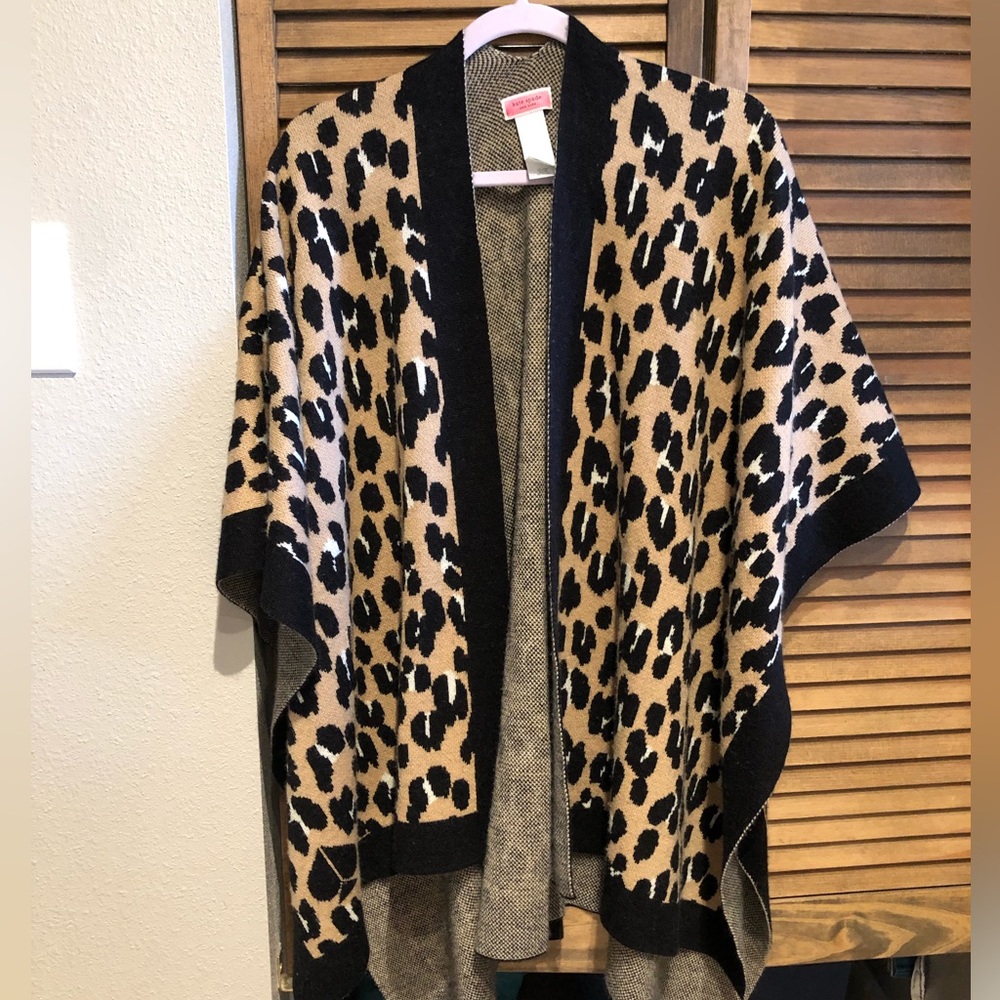 Kate Spade Leopard-Print Over the Shoulder Shawl